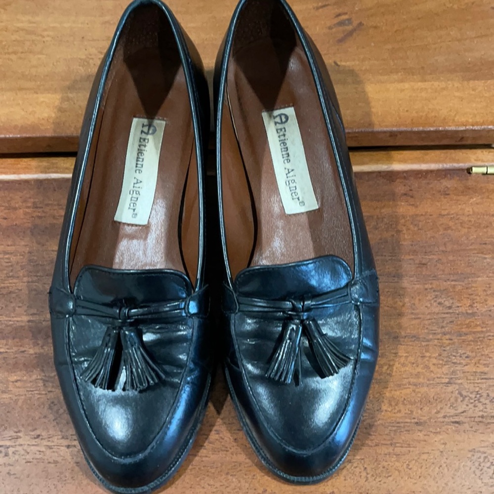 Etienne Aigner tasseled loafers